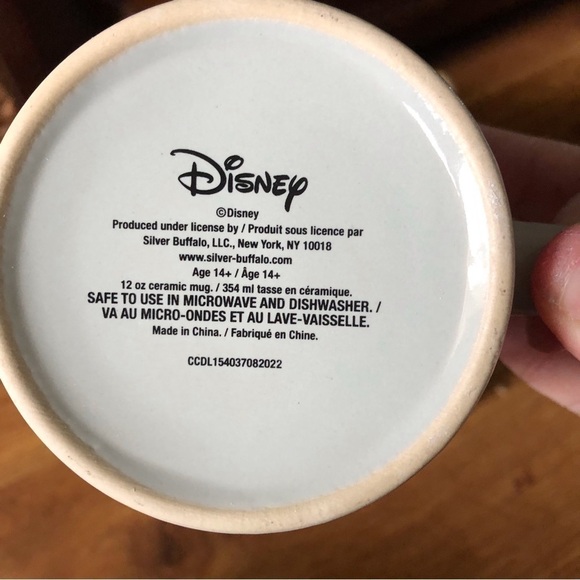 Disney's Mickey Mouse face, 12oz ceramic mug - Picture 4 of 4